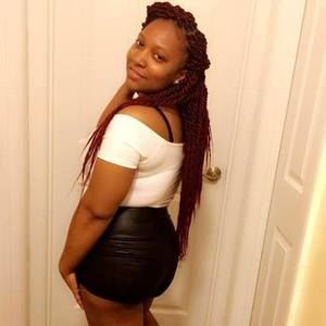 Meet your Posher, Monasha